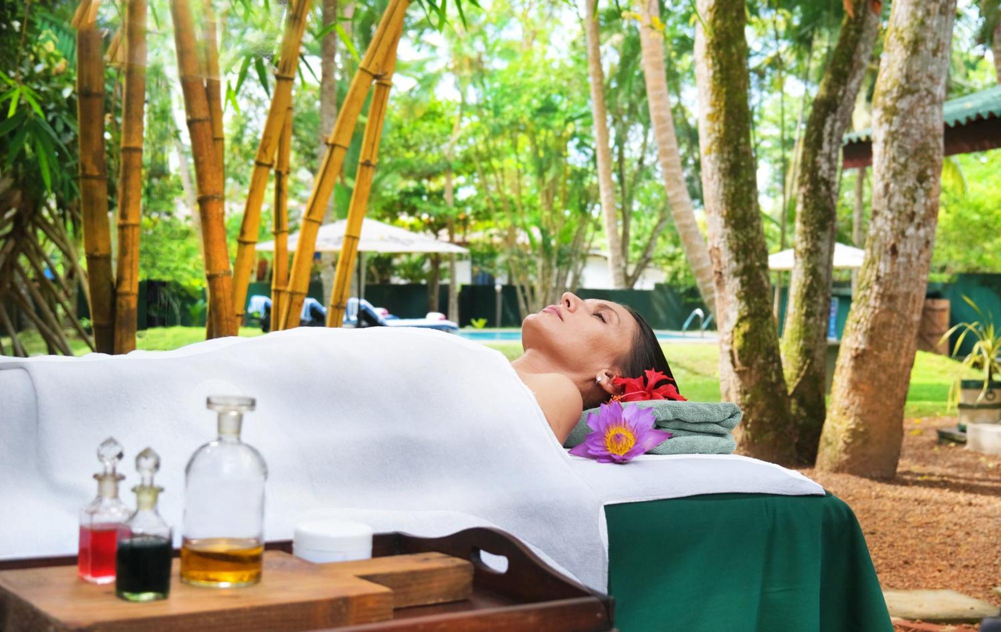 בנטוטה Chandra Villa Ayurveda Resort מראה חיצוני תמונה