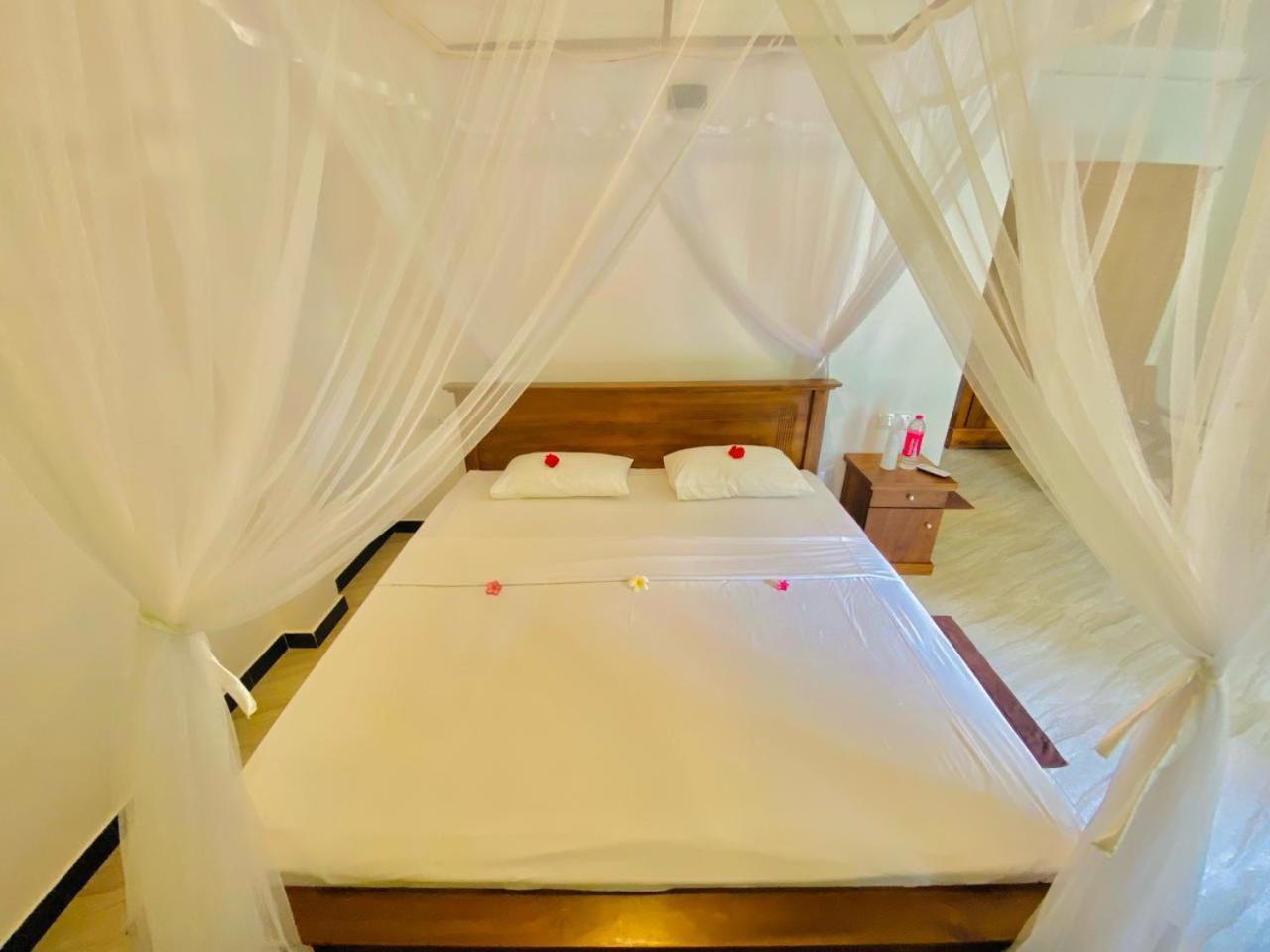 בנטוטה Chandra Villa Ayurveda Resort מראה חיצוני תמונה
