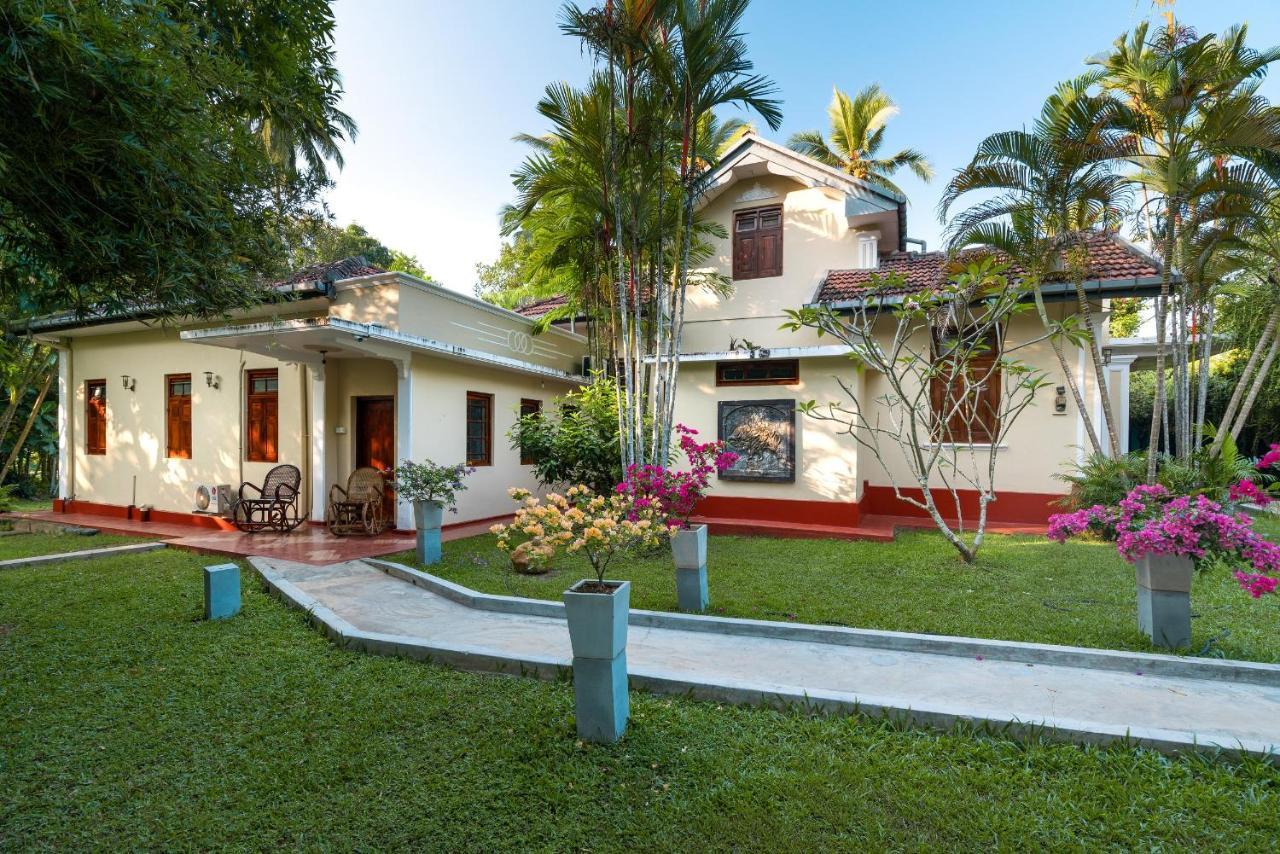בנטוטה Chandra Villa Ayurveda Resort מראה חיצוני תמונה